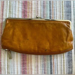 HOBO Clutch - International Millie Frame